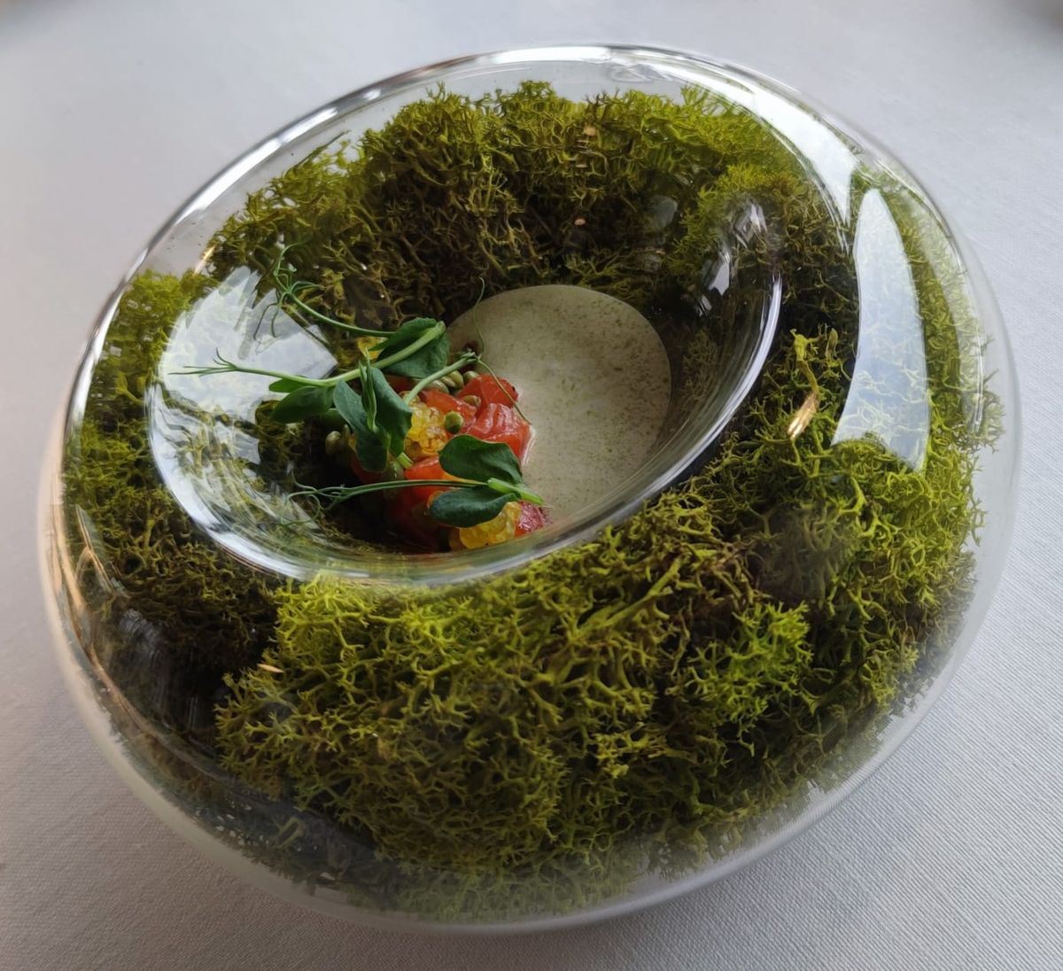 Trucha en aroma de su hábitat — Casa Marcial, Nacho Manzano